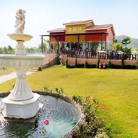เบลลิสซิโม คาเฟ แอนด์ รีสอร์ท